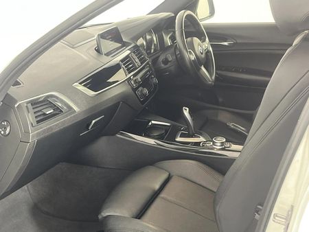 2019-BMW-1-Series-118i-5-dr-Edition-Sport-Line-Shadow-Auto_8