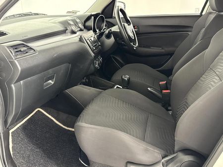 2021-Suzuki-Swift-12-GL-Auto_5