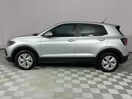 2025-Volkswagen-T-Cross-10-TSI-Auto_13