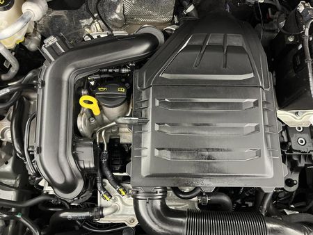 2025-Volkswagen-T-Cross-10-TSI-Auto_7