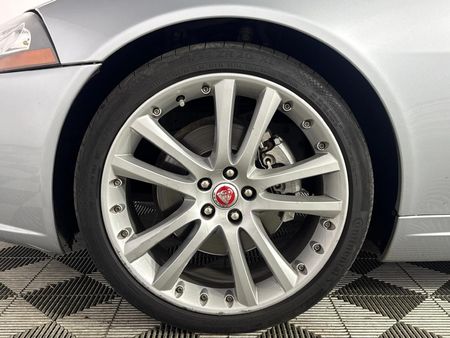 2007-Jaguar-XK-Convertible-Luxury_3