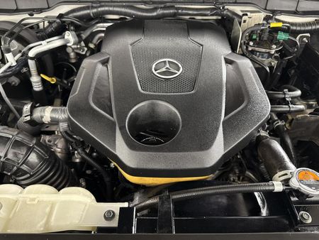 2020-Mercedes-Benz-X-Class-X220d-Progressive_14