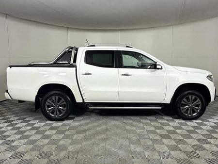 2020-Mercedes-Benz-X-Class-X220d-Progressive_18