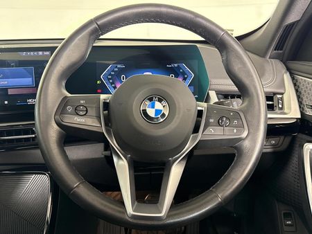 2024-BMW-X1-sDrive18i-xLine_13