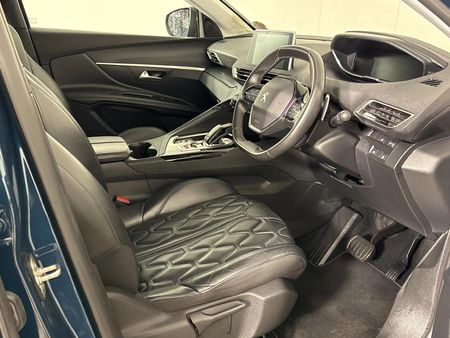 2022-Peugeot-3008-16T-Active-Auto_9