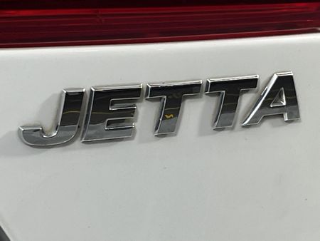 2013-Volkswagen-Jetta-VI-14-TSI-Comfortline-Auto_11