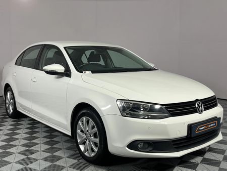 2013-Volkswagen-Jetta-VI-14-TSI-Comfortline-Auto_16