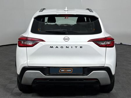 2024-Nissan-Magnite-10-Visia_15