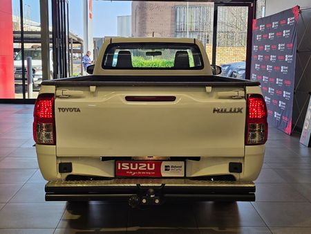 2022-Toyota-Hilux-20-VVTi-Single-Cab_4
