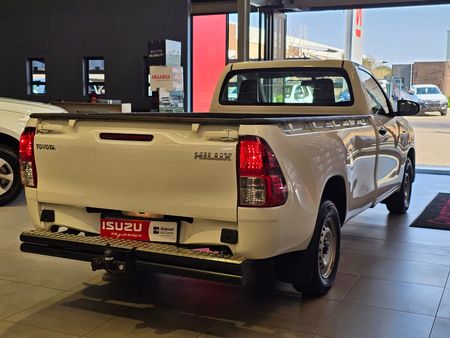 2022-Toyota-Hilux-20-VVTi-Single-Cab_5