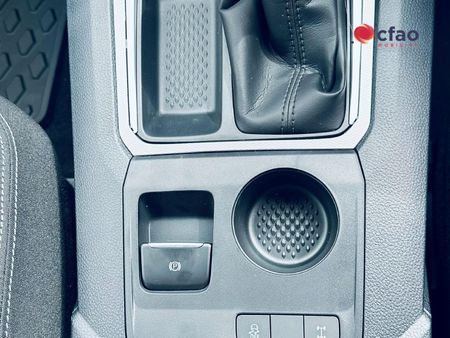 2026-Volkswagen-Amarok-20-TDI-125kW-Life-Auto-Double-Cab_10