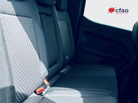 2026-Volkswagen-Amarok-20-TDI-125kW-Life-Auto-Double-Cab_12