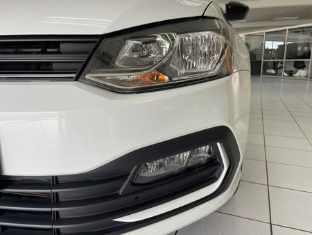 2024-Volkswagen-Polo-Vivo-LIFE_8