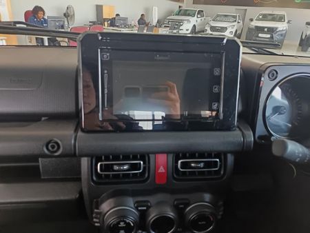 2022-Suzuki-Jimny-15-GLX-Auto_3