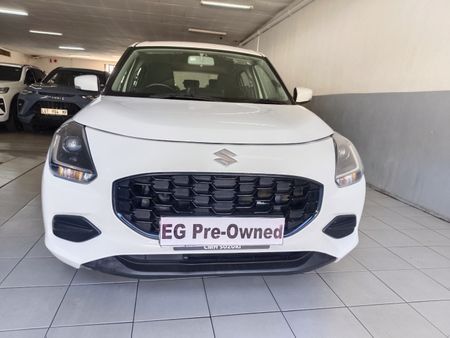 2025-Suzuki-Swift-12-GL_14