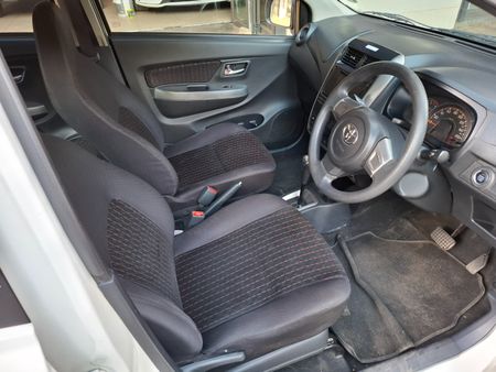 2022-Toyota-Agya-10-Auto_8