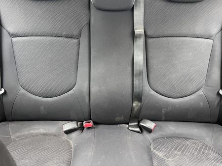 2016-Hyundai-Accent-16-GLS-Fluid-Auto_11