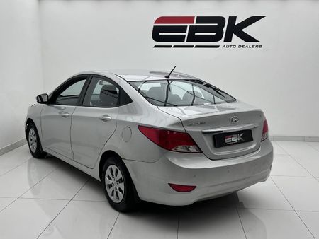2016-Hyundai-Accent-16-GLS-Fluid-Auto_2