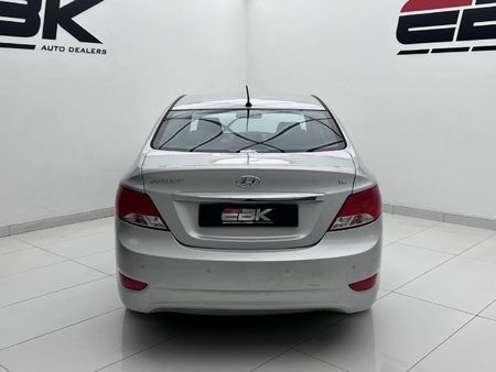 2016-Hyundai-Accent-16-GLS-Fluid-Auto_3