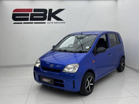 2005-Daihatsu-Charade-CX-Auto_2
