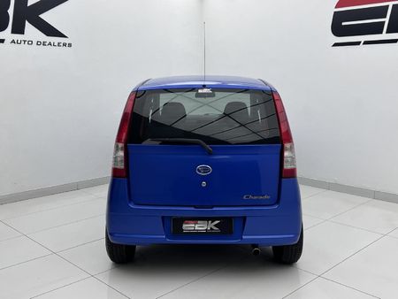 2005-Daihatsu-Charade-CX-Auto_4