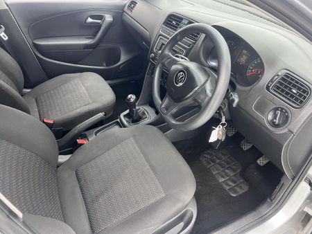2021-Volkswagen-Polo-Vivo-14-Trendline-5-dr_14