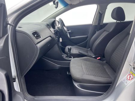 2021-Volkswagen-Polo-Vivo-14-Trendline-5-dr_6
