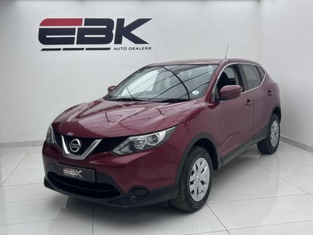 2015-Nissan-Qashqai-12T-Visia_2