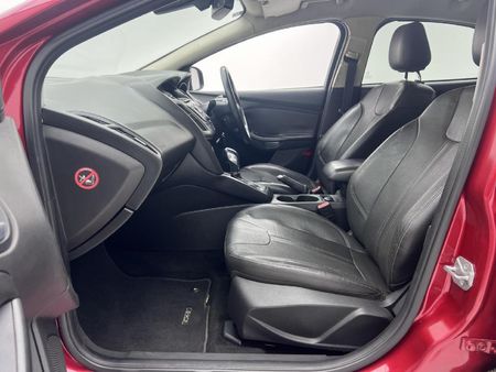 2013-Ford-Focus-20-TDCi-Trend-Auto_4