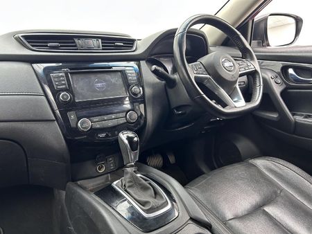 2018-Nissan-X-Trail-25-Tekna-4x4-Auto-7-seat_7