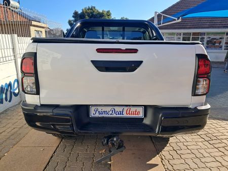2018-Toyota-Hilux-24-GD-6-Raised-Body-SRX-Double-Cab_7