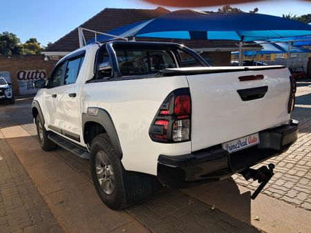 2018-Toyota-Hilux-24-GD-6-Raised-Body-SRX-Double-Cab_8