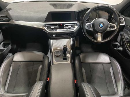 2021-BMW-3-Series-320d-M-Sport_18