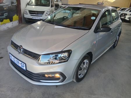 2024-Volkswagen-Polo-Vivo-14-Petrol-Manual_1