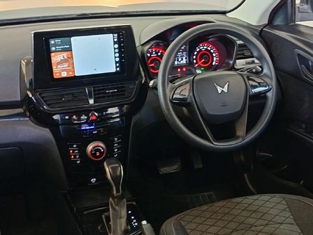 2025-Mahindra-XUV-3XO-12T-MX2-Auto_27