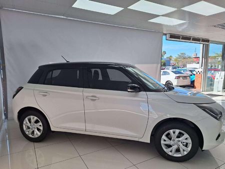 2026-Suzuki-Swift-12-GL_1