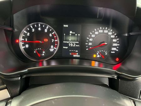 2026-Suzuki-Swift-12-GLX_14