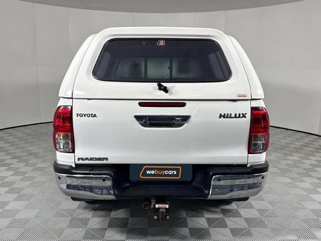 2024-Toyota-Hilux-24-GD-6-Raised-Body-Raider-Extended-Cab_12