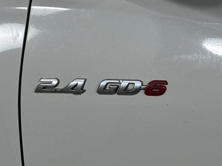 2024-Toyota-Hilux-24-GD-6-Raised-Body-Raider-Extended-Cab_5