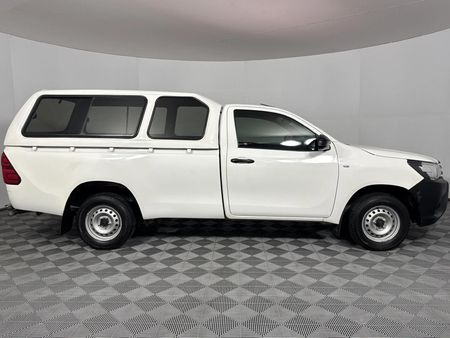 2024-Toyota-Hilux-20-VVTi-Single-Cab_14