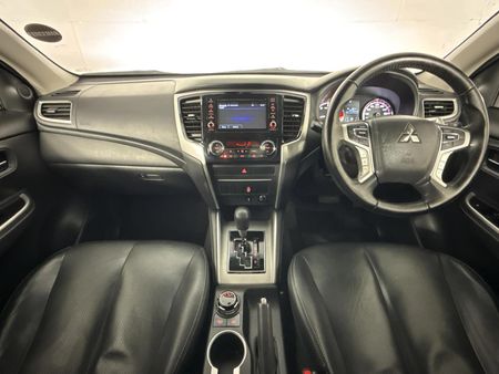 2022-Mitsubishi-Triton-24-Di-Dc-4x4-Auto-Double-Cab_1