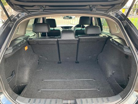 2011-BMW-X1-xDrive-20d-Exclusive-Automatic_10