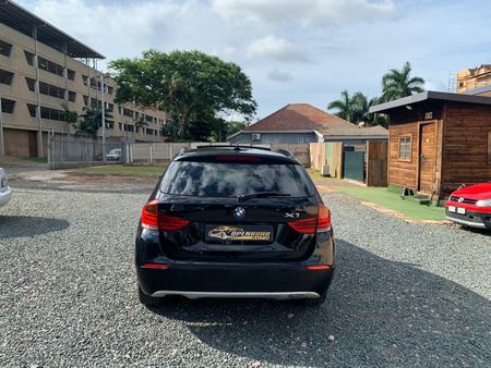 2011-BMW-X1-xDrive-20d-Exclusive-Automatic_4