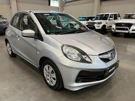 2013-Honda-Brio-12-Comfort-5-dr_0