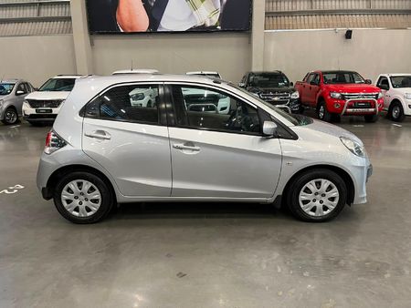2013-Honda-Brio-12-Comfort-5-dr_1
