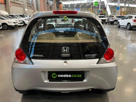 2013-Honda-Brio-12-Comfort-5-dr_3