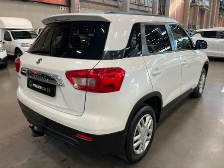 2022-Suzuki-Vitara-Brezza-15-GL-Auto_2