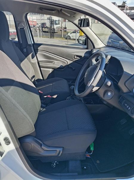 2026-Toyota-Vitz-10_3