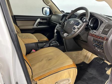 2011-Toyota-Land-Cruiser-200-TD-V8-VX-Auto_9