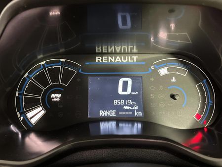 2022-Renault-Triber-10-Dynamique_2